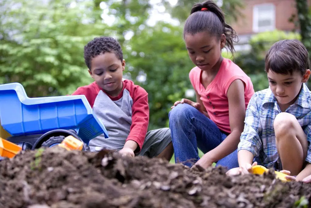 How to make a garden for children