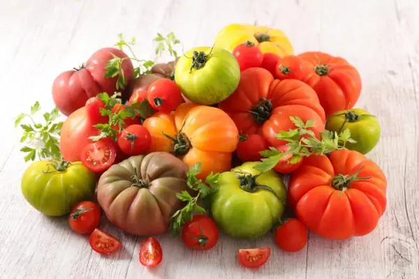 30 types of tomatoes