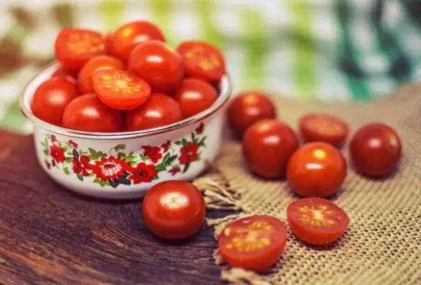 Cherry tomatoes: how to plant and grow them