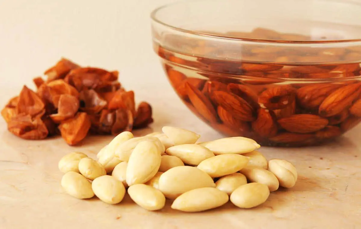 How to Peel Almonds: Tips and Tricks