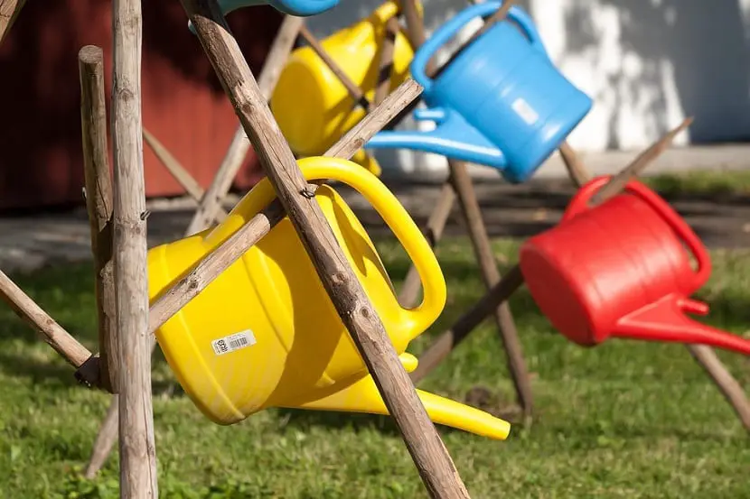 Which watering can is ideal for the garden?