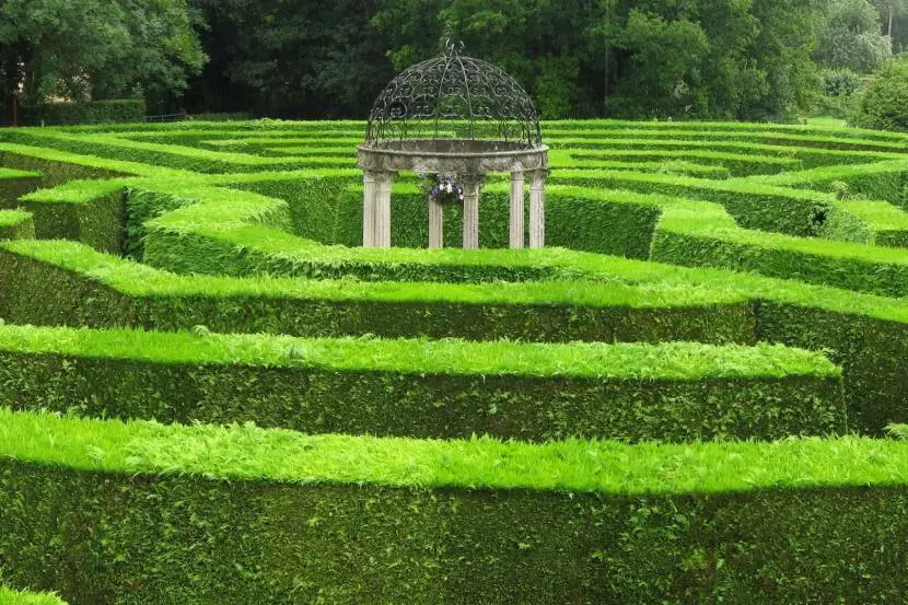 7 of the most beautiful mazes in the world