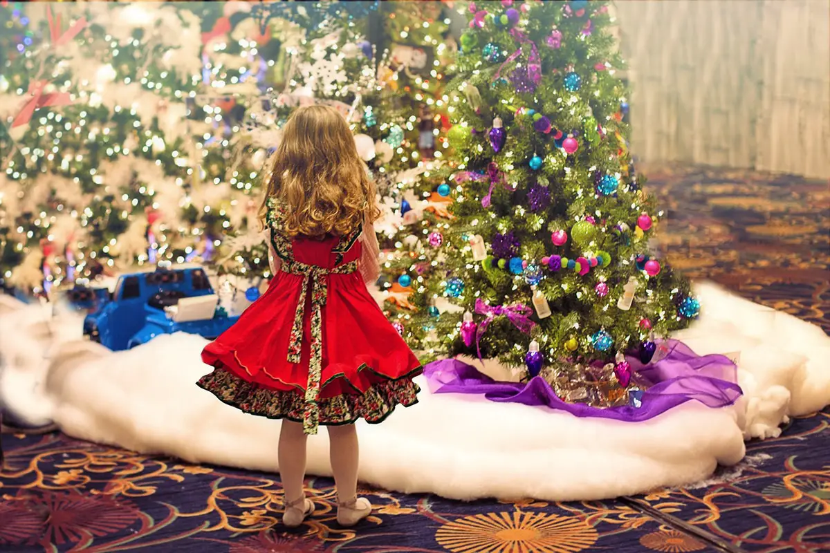 How to decorate the Christmas tree: Ideas, tips and tricks